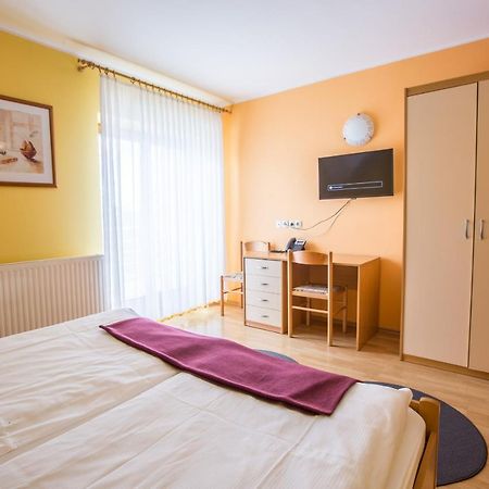 Guesthouse Beno Starše Exteriér fotografie