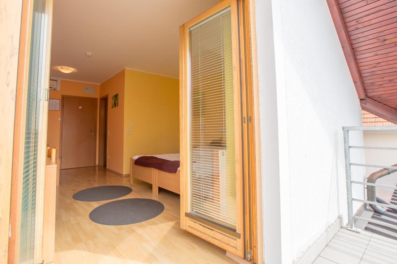 Guesthouse Beno Starše Exteriér fotografie