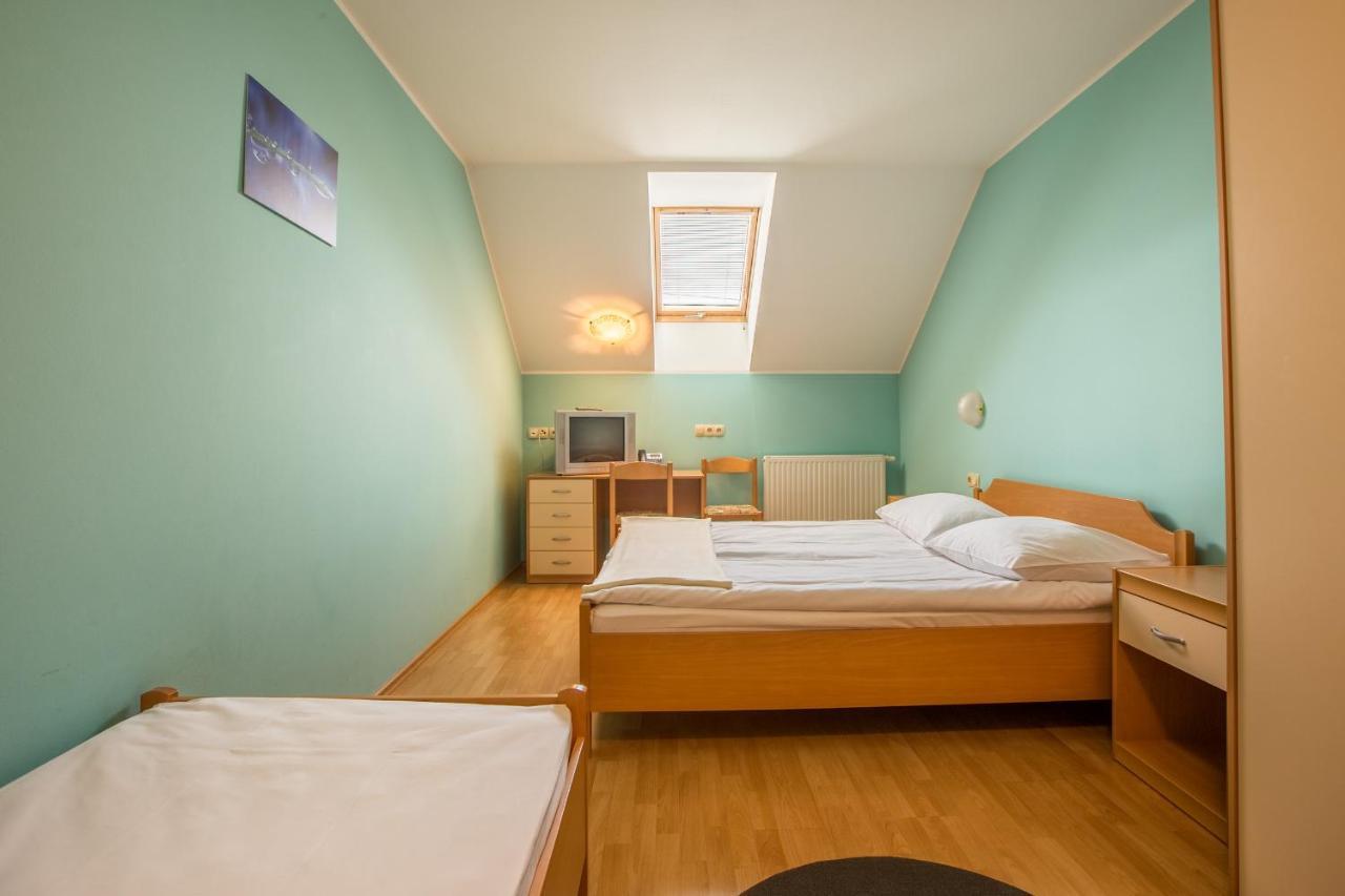 Guesthouse Beno Starše Exteriér fotografie